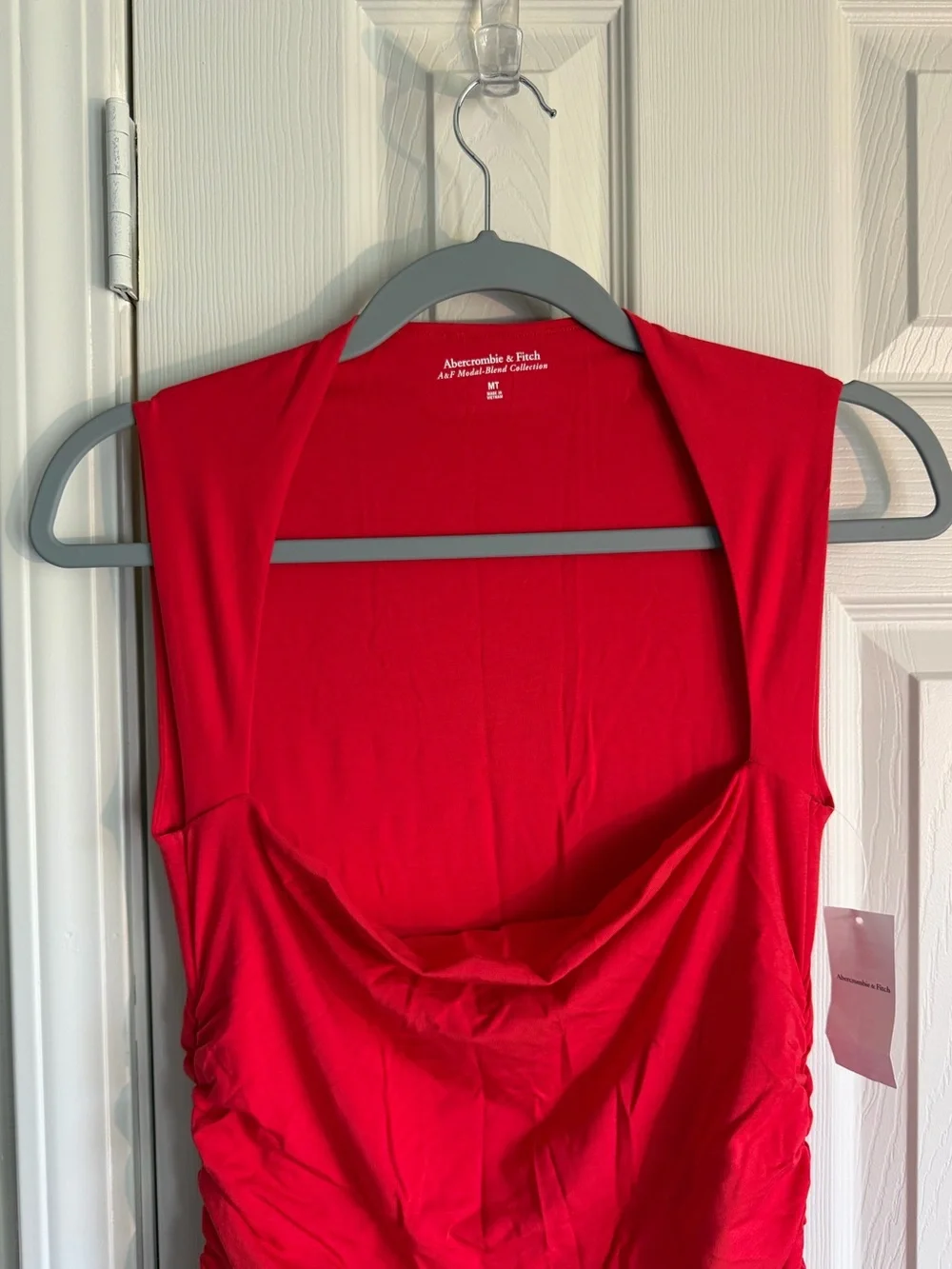 Abercrombie & Fitch Elegant Red Sleeveless Cowl Neck Dress